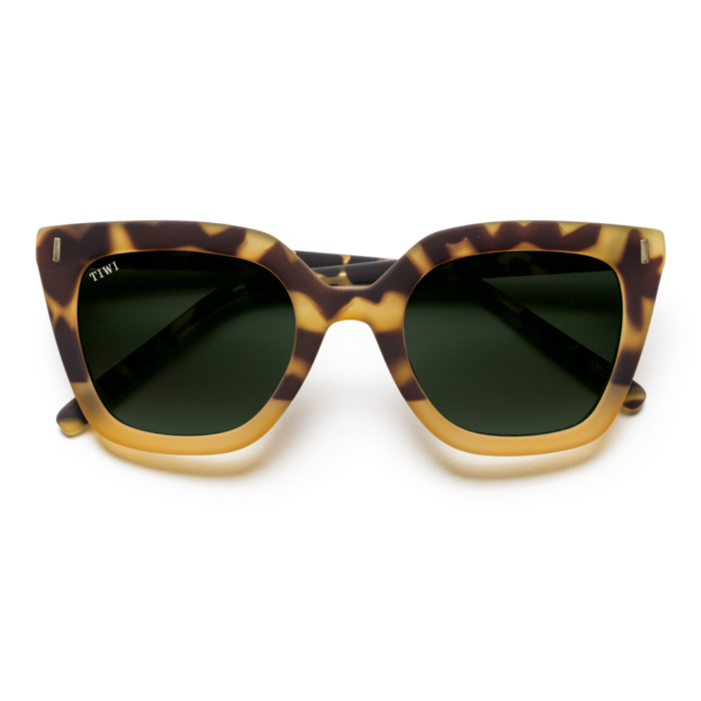 OBS***Tiwi Hale 16 50 image number null